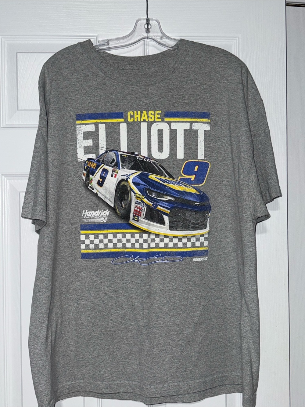 Hendricks Motorsports Nascar Chase Elliott Tshirt Size 2XL